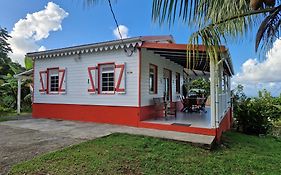 Bungalows Corail, F3 Avec Piscine A Sainte Luce