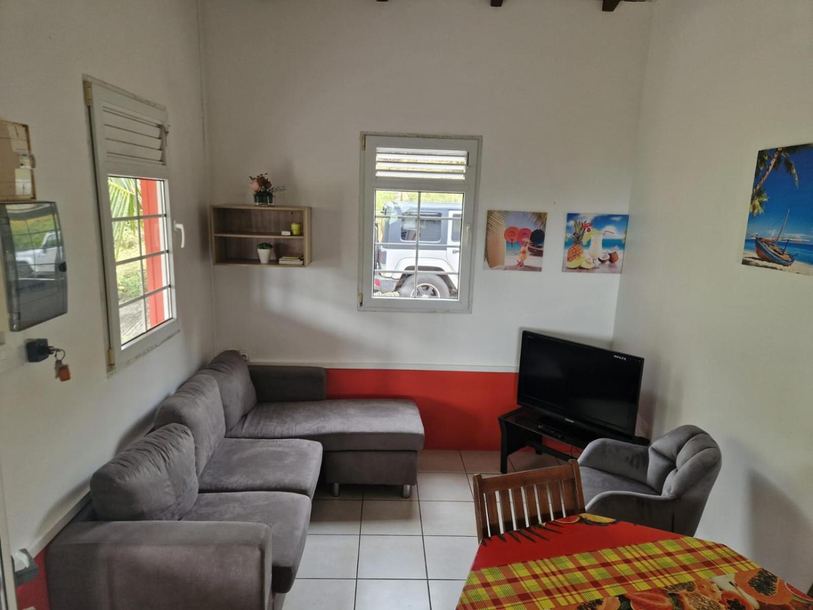 Bungalows Corail, F3 Avec Piscine A Sainte Luce Extérieur photo
